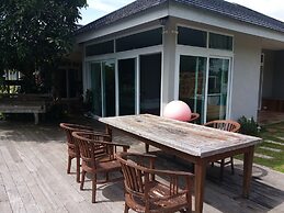 Mountain View Pool Villa Nakhonnayok
