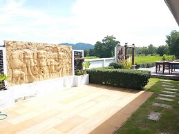 Mountain View Pool Villa Nakhonnayok