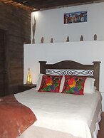 Hostal Antigueño - Hostel