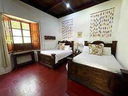 Hostal Antigueño - Hostel
