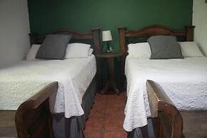 Hostal Antigueño - Hostel