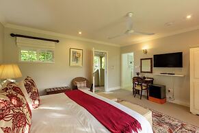 Moorcroft Manor Boutique Country Hotel