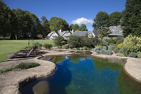 Moorcroft Manor Boutique Country Hotel