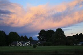 Moorcroft Manor Boutique Country Hotel