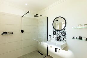 Moorcroft Manor Boutique Country Hotel