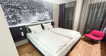 V8 Hotel Motorworld Region Stuttgart, BW Premier Collection
