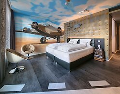 V8 Hotel Motorworld Region Stuttgart, BW Premier Collection