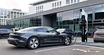 V8 Hotel Motorworld Region Stuttgart, BW Premier Collection
