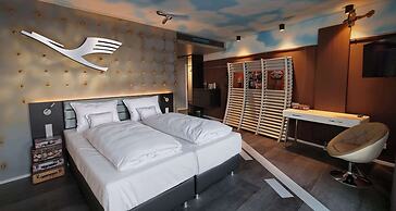 V8 Hotel Motorworld Region Stuttgart, BW Premier Collection