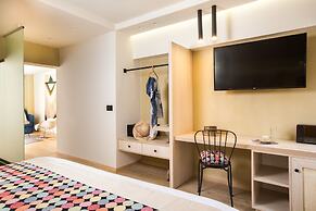 Cressa Suites - Adults Only