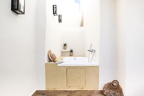 Cressa Suites - Adults Only