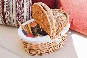 Cressa Suites - Adults Only