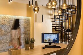 Cressa Suites - Adults Only