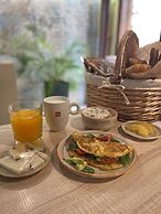 Cressa Suites - Adults Only