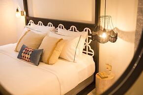 Cressa Suites - Adults Only