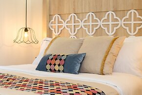 Cressa Suites - Adults Only