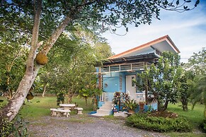 Poomvarin Resort