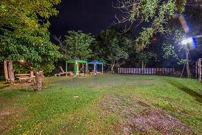 Poomvarin Resort