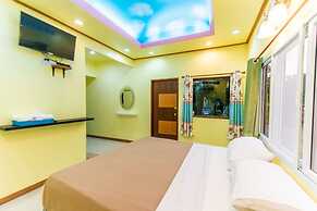 Poomvarin Resort