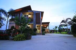 Nava Resort