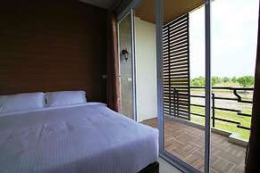 Nava Resort