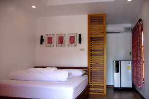 Toffee House Resort