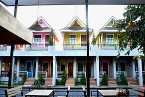 Toffee House Resort