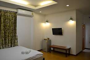Toffee House Resort