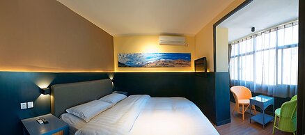 Upland International Youth Hostel