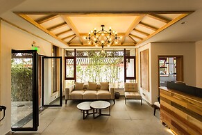 Wangshan Travelling With Hotel