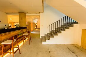 Wangshan Travelling With Hotel