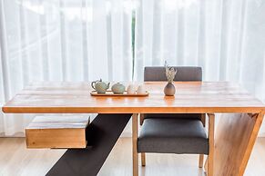 Wangshan Travelling With Hotel