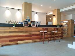 Wangshan Travelling With Hotel