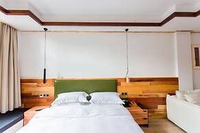 Wangshan Travelling With Hotel