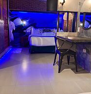 CLOCKWORKORANGE Luxury Suites