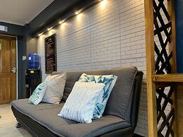 CLOCKWORKORANGE Luxury Suites