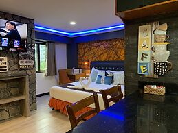 CLOCKWORKORANGE Luxury Suites