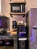 CLOCKWORKORANGE Luxury Suites
