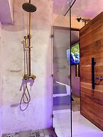 CLOCKWORKORANGE Luxury Suites