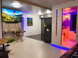 CLOCKWORKORANGE Luxury Suites