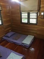 Baan Suan View Dee Homestay