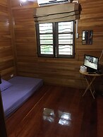 Baan Suan View Dee Homestay