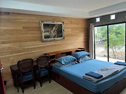 Baan Suan View Dee Homestay