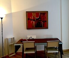 Raphael Apartments