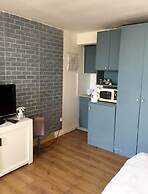 Raphael Apartments