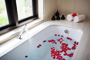 Montgomerie Links Hotel & Villas