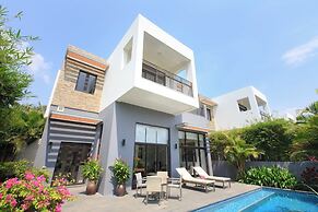 Montgomerie Links Hotel & Villas