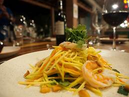 Hula Hula Beachfront Phu Quoc