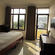 Viet Nhat Halong Hotel
