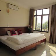 Viet Nhat Halong Hotel